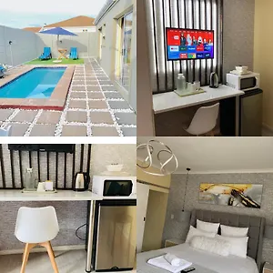 Naliya Guest house Cape Town
